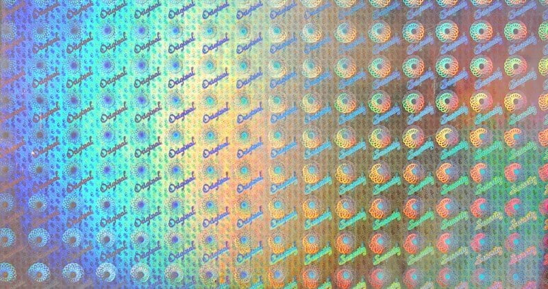 Hologram samoprzylepny, hologram naklejka – wszystko, co musisz wiedzieć hologramach zamawianych w internecie